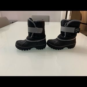 Warm kids boots
